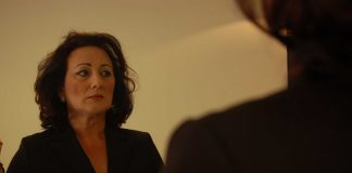 "Se fosse doença eu teria procurado a cura; se fosse aprendido, eu já teria desaprendido. Se fosse opção, eu jamais teria optado." (Márcia, 46 anos, transexual paraibana)