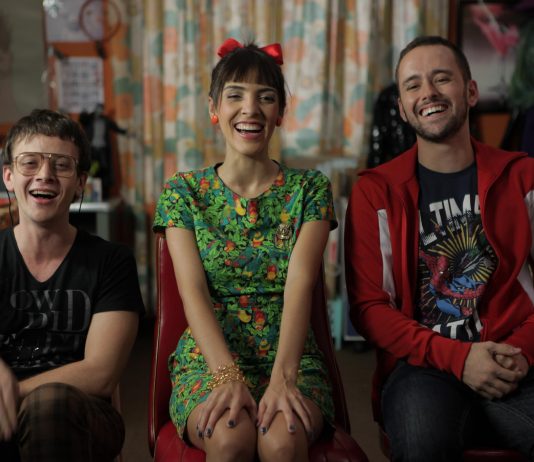 Quem disse que um casal é feito de dois?